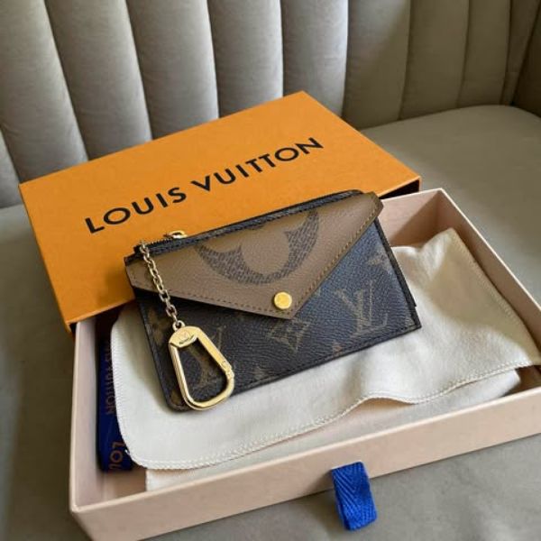 圖片 Lv 老花拼色鑰匙信封L拉卡包