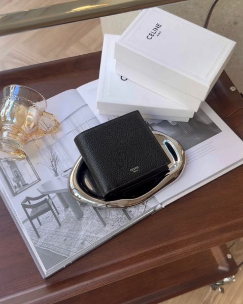 圖片 【CELINE】粒面牛皮內零錢袋雙折短夾 黑色