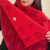圖片 《在台現貨最低特價 》Louis Vuitton LV Lunar New Year Vivienne 100%山羊絨圍巾/披肩