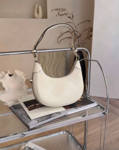 圖片 【TORY BURCH】T MONOGRAM LEATHER 半月包 白色