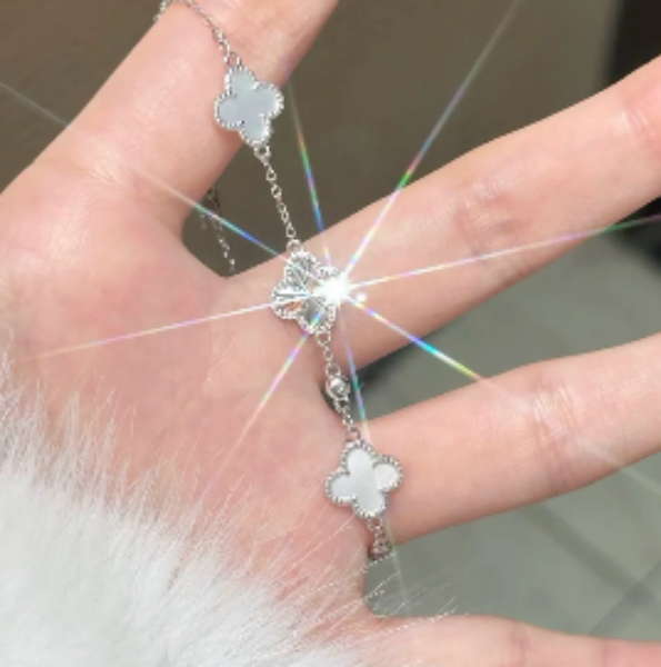 圖片 LIYI99 施華洛世奇鑽石 四葉草手鍊