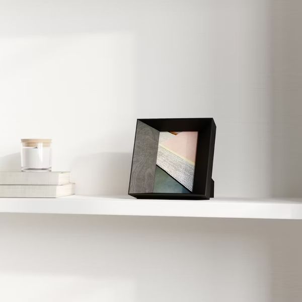 圖片 umbra｜Lookout木紋相框5x7吋（墨黑）