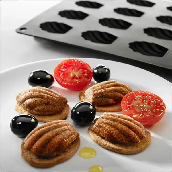 圖片 LEKUE｜ 20格矽膠迷你瑪德蓮烤盤 耐熱烘培模具烤爐用具