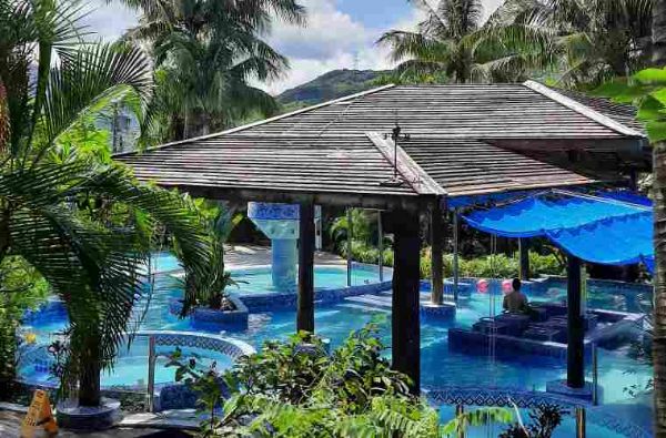 圖片 四重溪茴香戀戀溫泉會館愛情海水療SPA池泡湯券－兩張一套