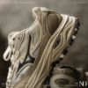 NICEDAY 代購 Mizuno Racer ADV 山系 奶茶 米白 米色 戶外 機能 跑鞋 女鞋 D1GH241206