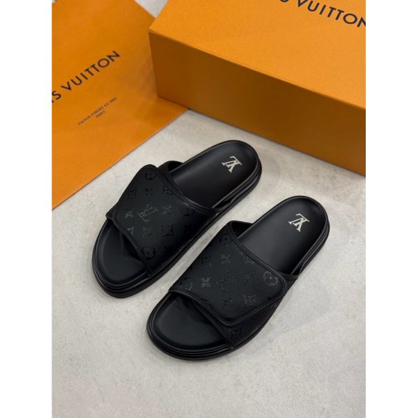 圖片 Louis Vuitton LV 經典滿版logo設計 魔鬼粘搭配 男生 拖鞋