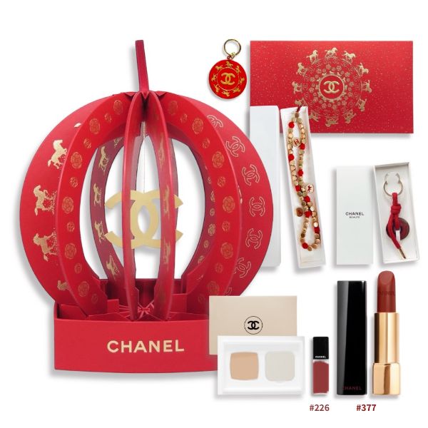圖片 CHANEL 香奈兒美妝 金緻奔騰VIP收藏套組 - 燈籠/吊飾/紅包/限量377唇膏/迷你唇釉#226/迷你粉餅禮盒組