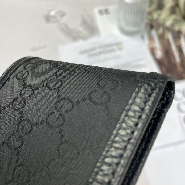 圖片 【全新品】 GUCCI 6卡緹花帆布滿版LOGO短夾