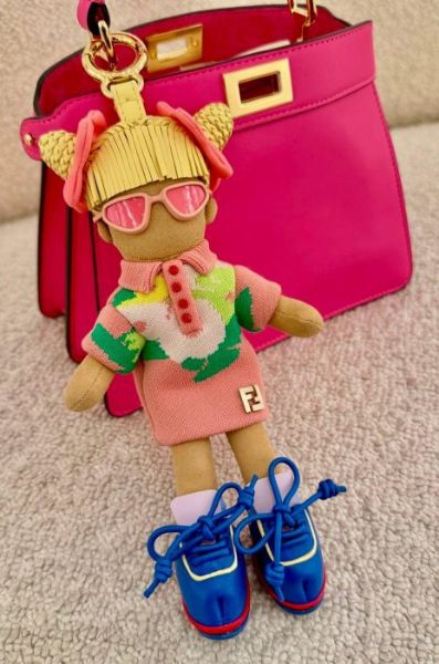 圖片 Fendi 限定娃娃吊飾 可愛破錶 💕😍 