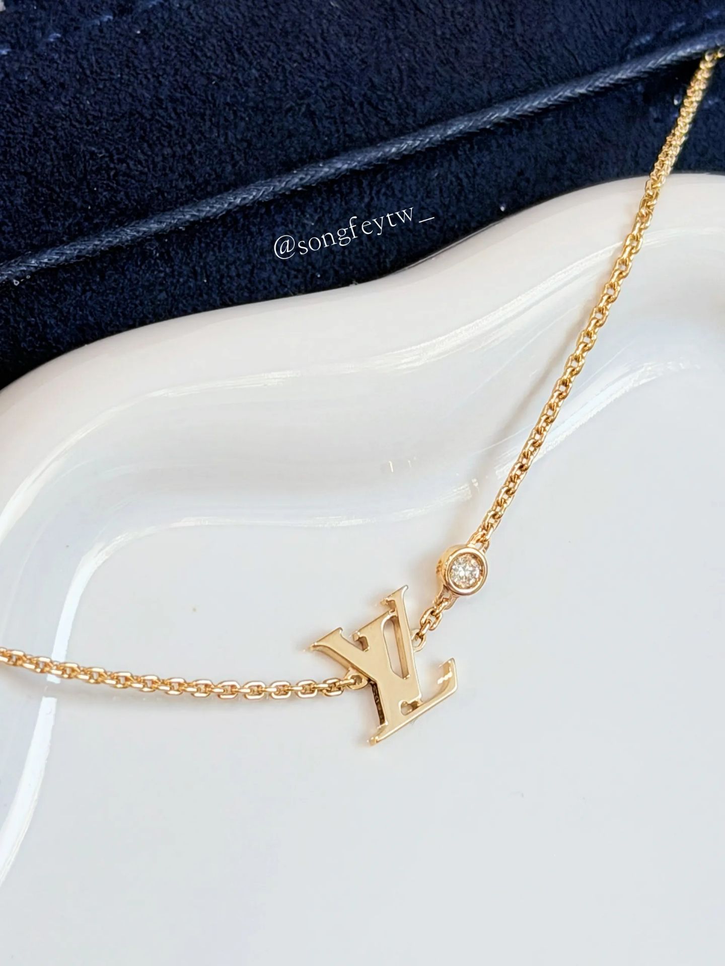 LV Idylle Blossom 玫瑰K金 配鑽石 項鍊 Q93655