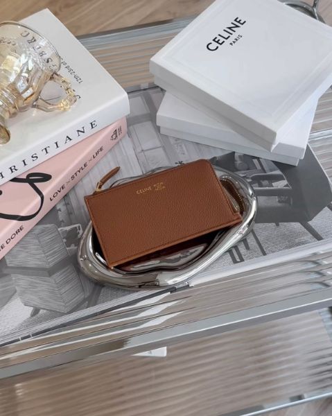 圖片 【CELINE】拉鍊卡包 淡棕褐色/淡奶白色