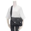 圖片 Prada Saffiano 再生尼龍銀三角logo雙扣斜背包-大(2VD769-黑)