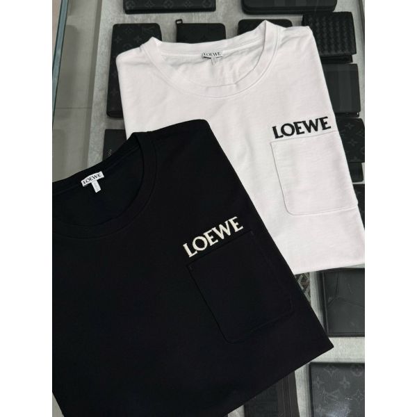 圖片 Loewe 經典刺繡字母口袋設計 黑白配色 短袖T恤上衣