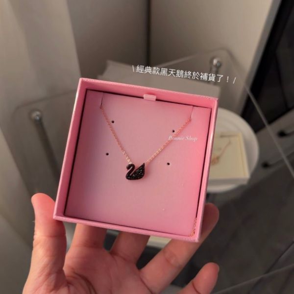 圖片 Swarovski 小款黑天鵝玫瑰金項鍊