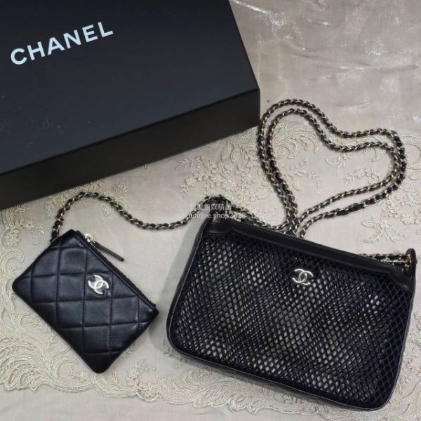 圖片 Chanel 淡金扣漁網編織子母包 