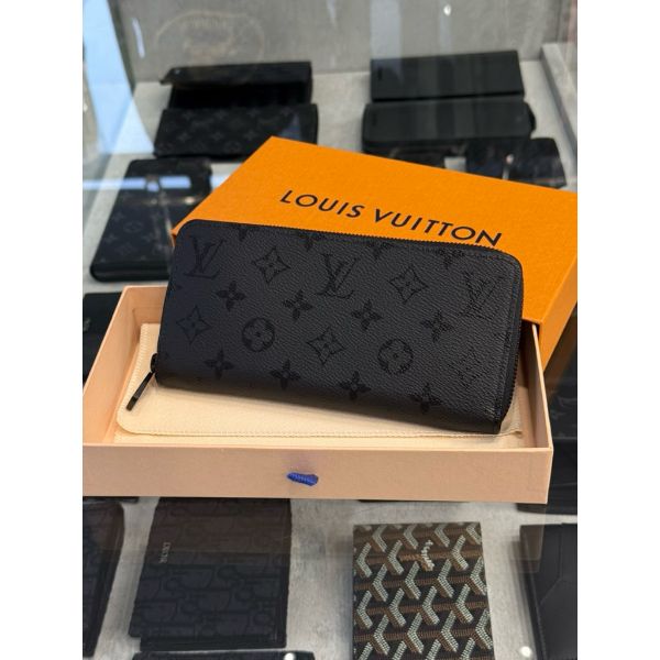圖片 Louis Vuitton LV 午夜黑 經典老花設計 新款 男生 拉鏈長夾