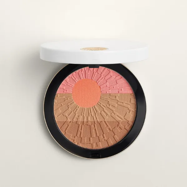 圖片 Hermès 愛馬仕彩妝 陽光煥顏健康美肌蜜粉餅 限量太陽圖騰 #00 Soleil d'Hermès 12g - 2026聖誕限量彩妝/專櫃緞帶包裝
