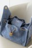 圖片 CHANEL AS5311 秀款 小型Hobo 肩背包 灰藍麂皮30*26*14 cm