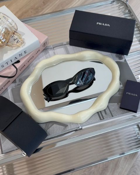 圖片 【PRADA】SYMBOLE 墨鏡 黑色