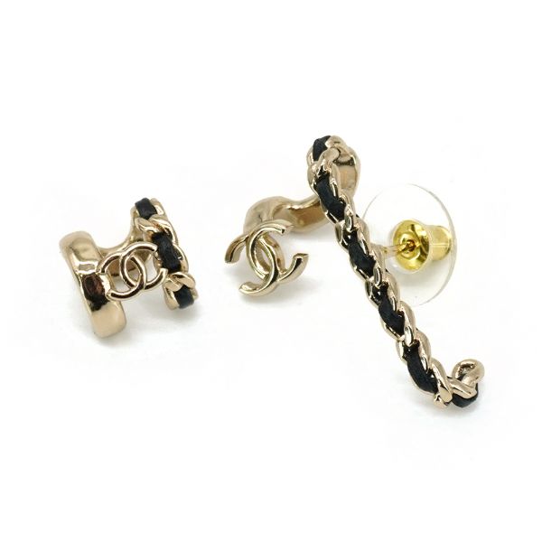 圖片 Chanel 皮穿鍊雙C耳扣/耳針(淡金)