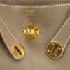 圖片 Hermes 展示品 Lindy 30 牛皮銀釦手提兩用包(Etoupe大象灰)