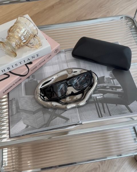 圖片 【BALENCIAGA】BB0261SA 側邊白字墨鏡