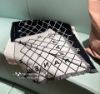 圖片 Chanel 26p 格紋cc 雙面圍巾