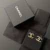 圖片 Chanel 25s淡金拉絲雙c耳針