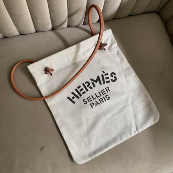 圖片 Hermes 米白Aline帆布包