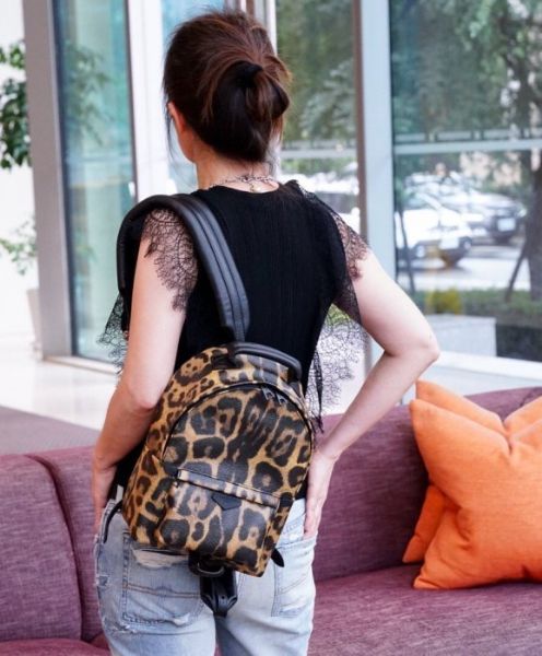 圖片 LV Runway 走秀款Monogram Backpack 小型後背包 豹紋