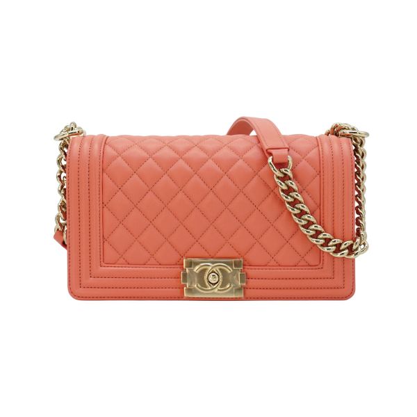 圖片 Chanel 展示品 Boy 菱格紋粒紋牛皮淡金釦斜背包-25cm(A67086-粉橘)