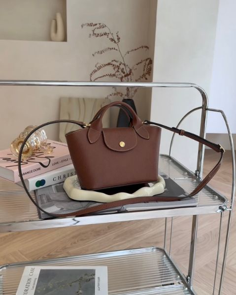 圖片 【LONGCHAMP】EPURE 元寶包 XS 棕色