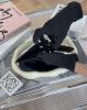 圖片 【LOEWE】緞面小牛皮內八卡雙折短夾 黑色