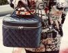 圖片 Chanel A80913 Cosmetic Pouch 小羊皮菱格紋手提化妝包 黑