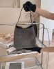 圖片 【YSL】LE5A7小號HOBO 麂皮灰色