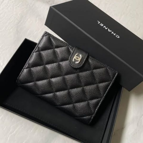 圖片 Chanel 黑金荔枝護照夾