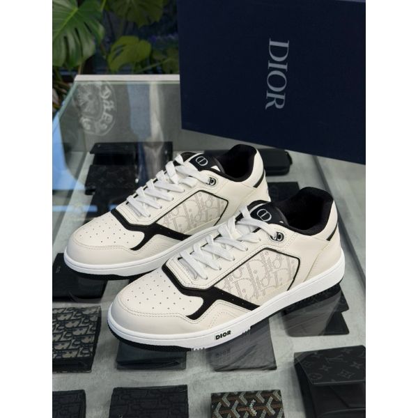 圖片 Dior 經典 熊貓🐼配色 搭配 後面字母設計 B27 球鞋