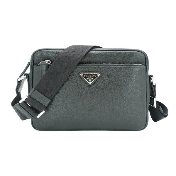 圖片 Prada 荔紋牛皮銀三角logo雙層拉鍊斜背包(2VH094-黑)