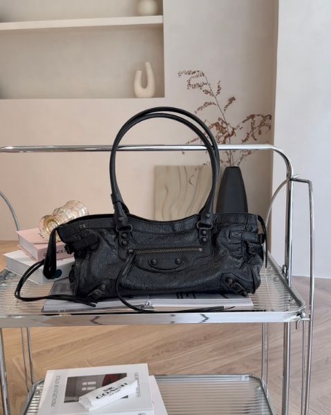 圖片 【BALENCIAGA】LE CITY 法棍包 黑色