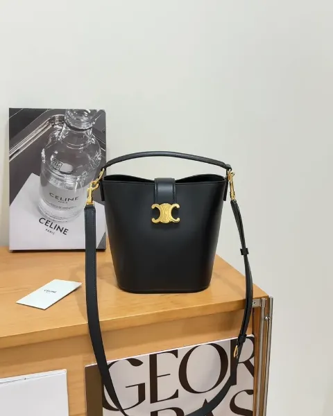 圖片 【CELINE】LOUISE 小號水桶包 黑金