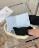 圖片 【CELINE 】 粒面牛皮對開短夾 冰川藍