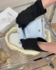 圖片 【CELINE 】 粒面牛皮對開短夾 冰川藍