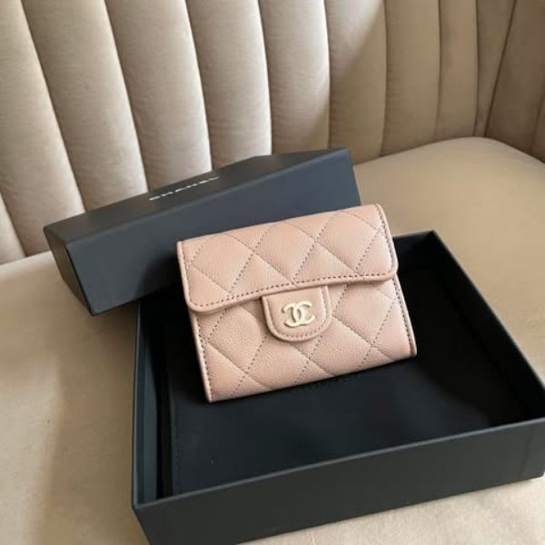 圖片 Chanel 拿鐵色金釦荔枝雙層卡包