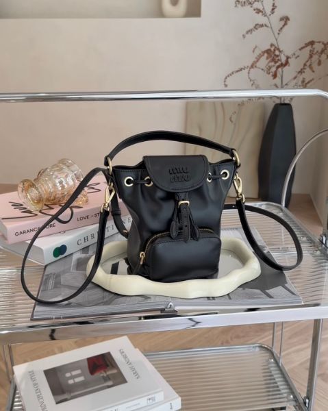 圖片 【MIUMIU】BACKPACK 皮革迷你後背包 黑色