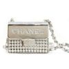 圖片 Chanel 展示品 皮穿鍊水鑽掀蓋迷你斜背包吊飾(銀)