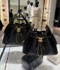 圖片 CHANEL AS5311 25C 秀款 小型Hobo 肩背包 黑 荔枝紋 30*26*14 cm