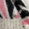 圖片 Chanel is 23k 秀款山茶花針織毛衣