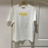 圖片 Fendi 芒果黃字母白色短T
