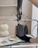 圖片 【LOEWE】緞面小牛皮迷你相機包 深灰色