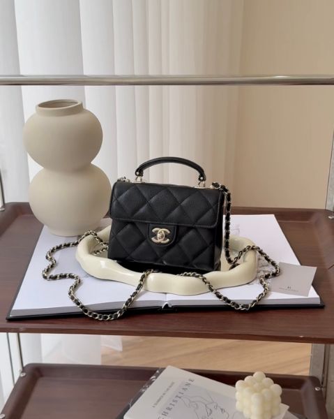 圖片 【CHANEL】26S 小號牛奶盒子包 黑色